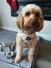 Load image into Gallery viewer, Safari Dog Poo Bag Holder
