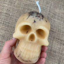 Load image into Gallery viewer, Skull Decorative Candle
